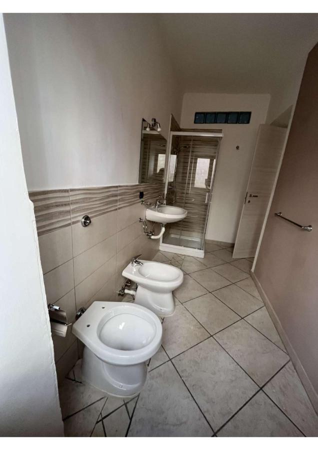 La Svolta Rooms Napoli Eksteriør billede